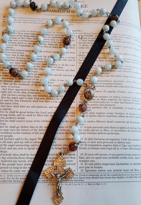 Aquamarine w: Amber Rosary
