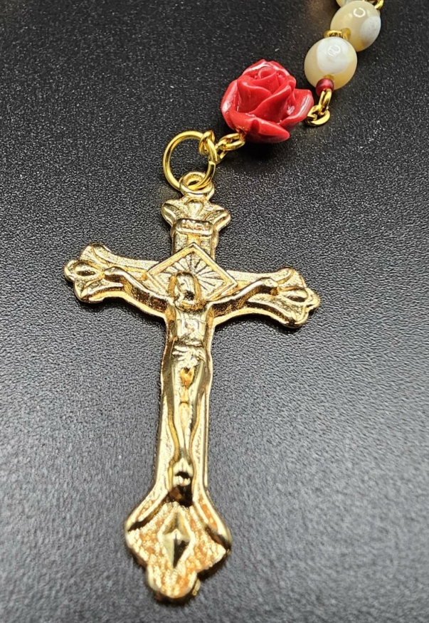 St Thérèse of Lisieux Red Rose Rosary-2